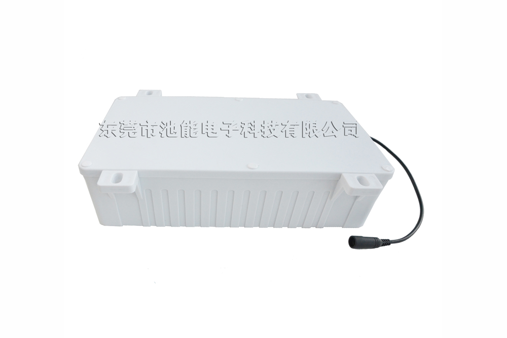 12.8V30Ah带防水外壳磷酸铁锂电池/太阳能路灯锂电池